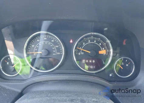 2016 Jeep Compass Latitude из США, поврежденный, VIN 1C4NJDEB5GD572897